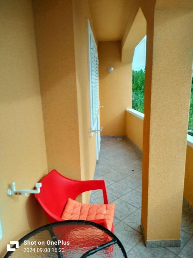 Apartmani Lipa Rtina Exterior foto